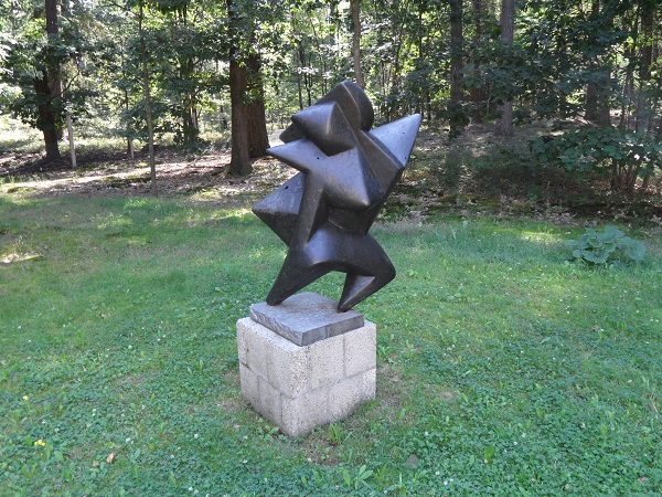 Kunstwerk "la conquista" im Skulpturenpark des Kröller-Müller Museums