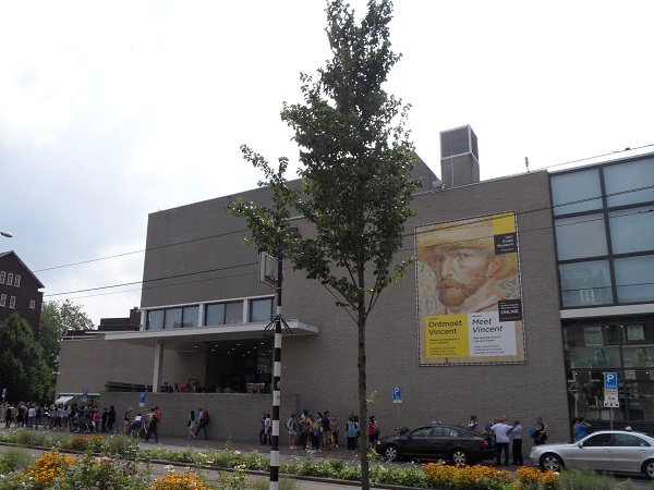 van Gogh Museum in Amsterdam