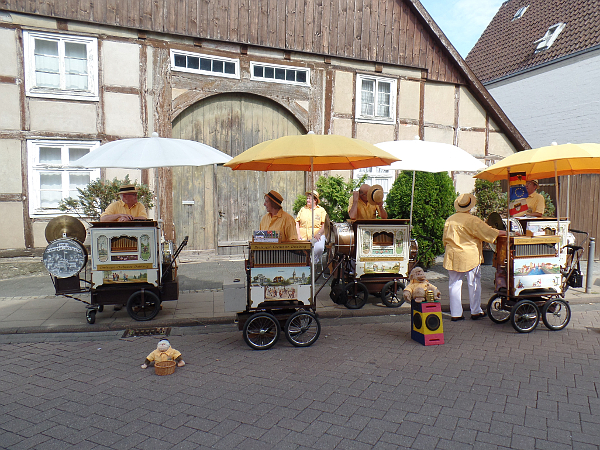Drehorgel-Orchester Duisburg auf dem Käsemarkt in Nieheim