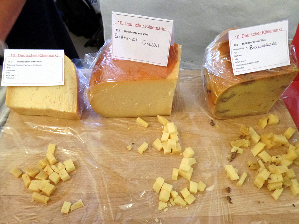 im Raum des Geschmacks - alle Käsesorten vom Käsemarkt in Nieheim